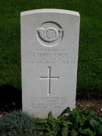 Klagenfurt War Cemetery - Fletcher, T D